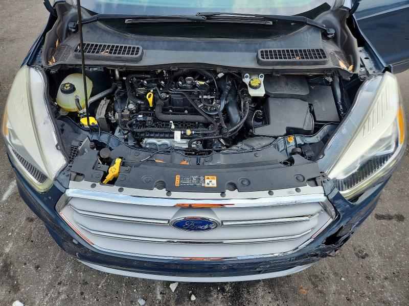 55837806 :رقم المزاد ، 1FMCU0HD5KUA90004 vin ، 2019 Ford Escape مزاد بيع