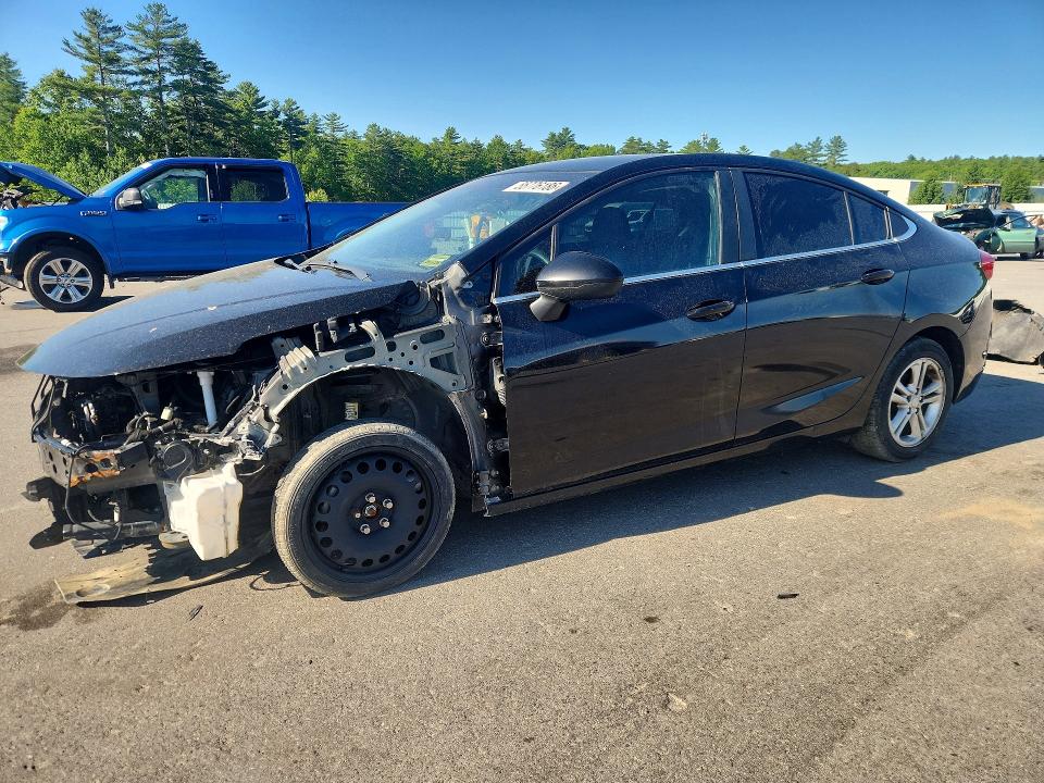 Продаж на аукціоні авто 2018 Chevrolet Cruze, vin: 1G1BE5SM7J7140863, номер лоту: 55776186