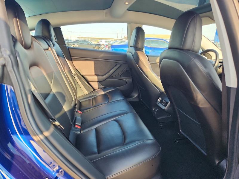 58518036 :رقم المزاد ، 5YJ3E1EA0KF428449 vin ، 2019 Tesla Model 3 مزاد بيع