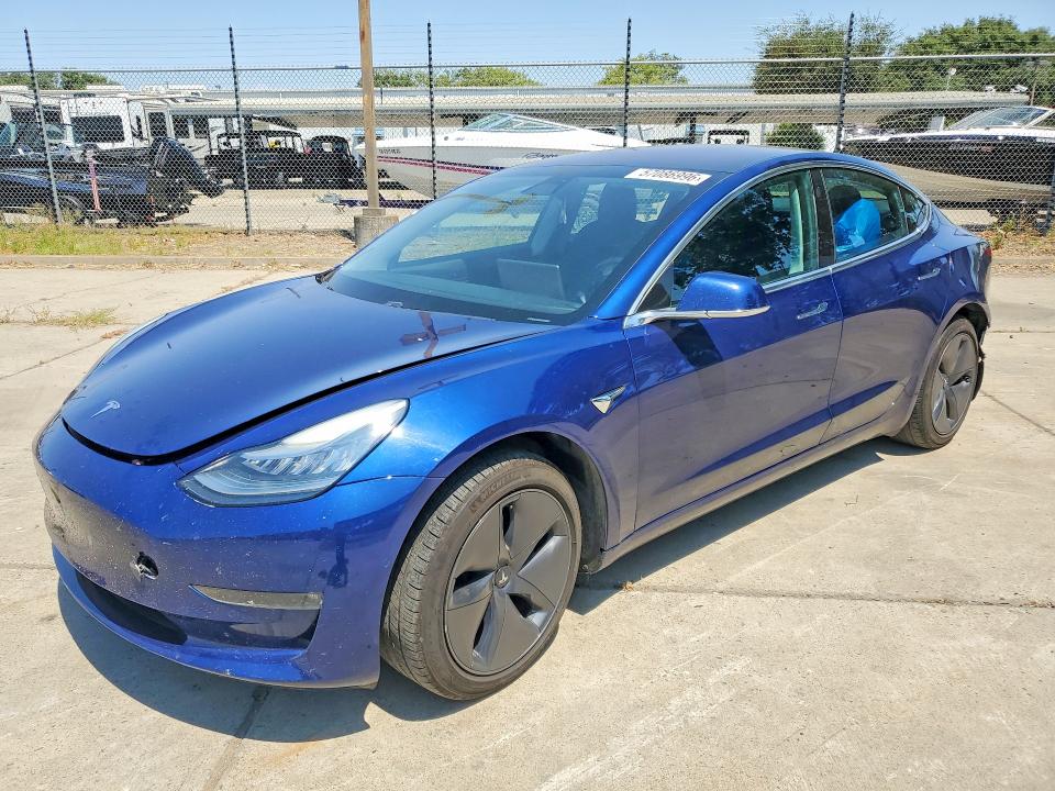 57086996 :رقم المزاد ، 5YJ3E1EAXJF154336 vin ، 2018 Tesla Model 3 مزاد بيع