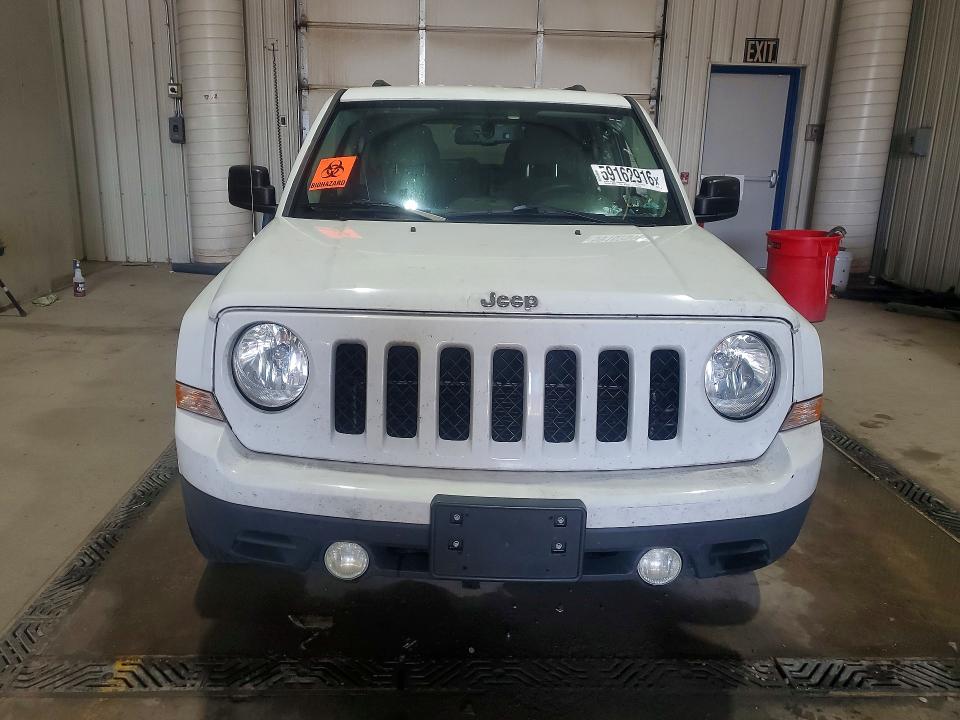 59162916 :رقم المزاد ، 1C4NJPBA5GD811801 vin ، 2016 Jeep Patriot مزاد بيع