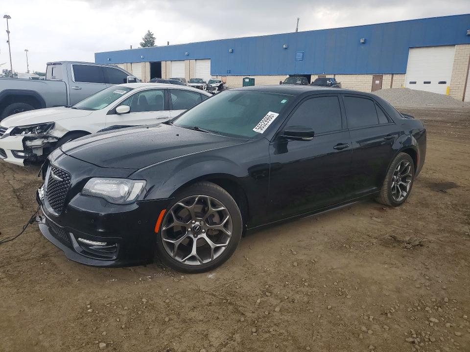 Продажа на аукционе авто 2017 Chrysler 300, vin: 2C3CCABT3HH617745, номер лота: 56529966
