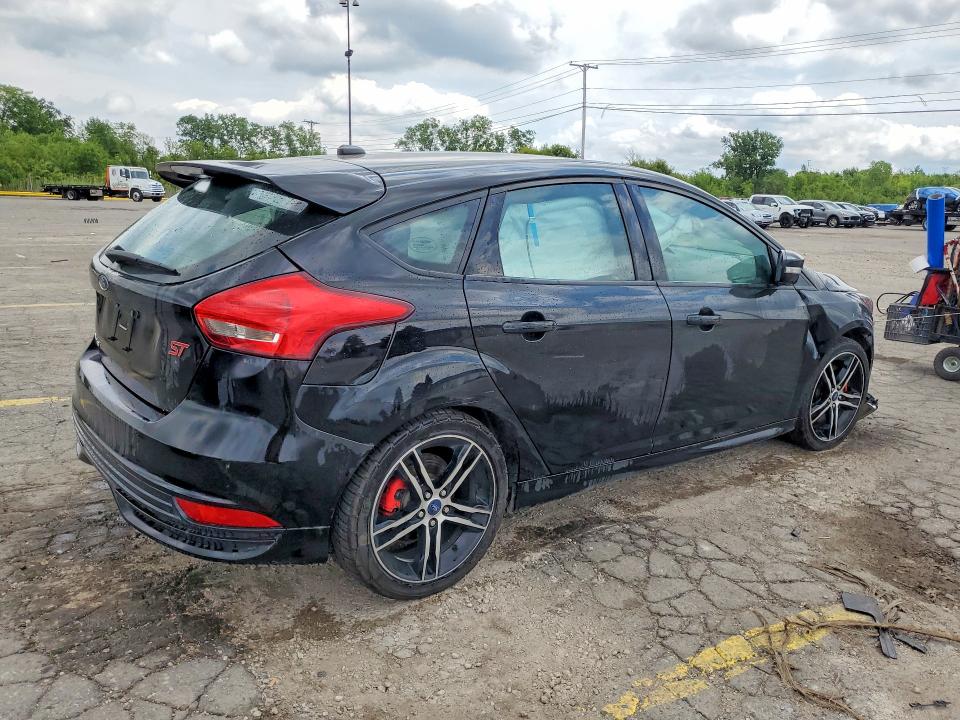 2018 Ford Focus მანქანა იყიდება აუქციონზე, vin: 1FADP3L91JL203719, აუქციონის ნომერი: 58888736
