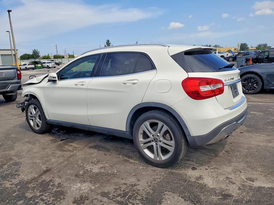 Продаж на аукціоні авто 2018 Mercedes-benz Gla, vin: WDCTG4EB1JJ441877, номер лоту: 58505816