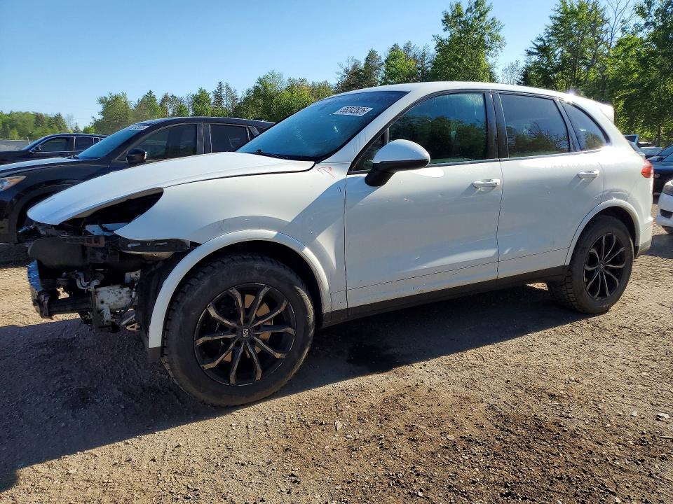 55242826 :رقم المزاد ، WP1AA2A25HKA81511 vin ، 2017 Porsche Cayenne مزاد بيع
