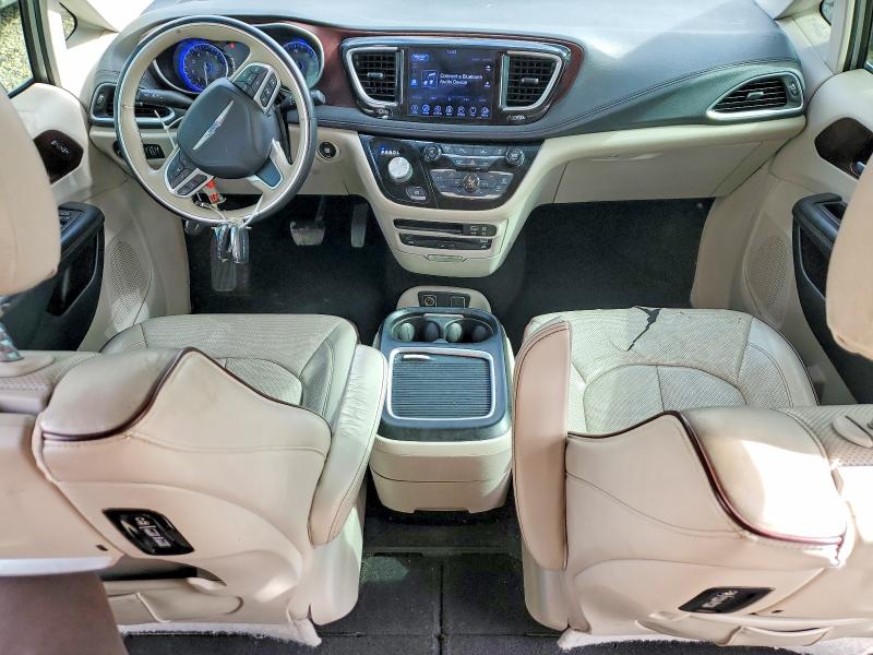 57140926 :رقم المزاد ، 2C4RC1GG3HR528723 vin ، 2017 Chrysler Pacifica مزاد بيع