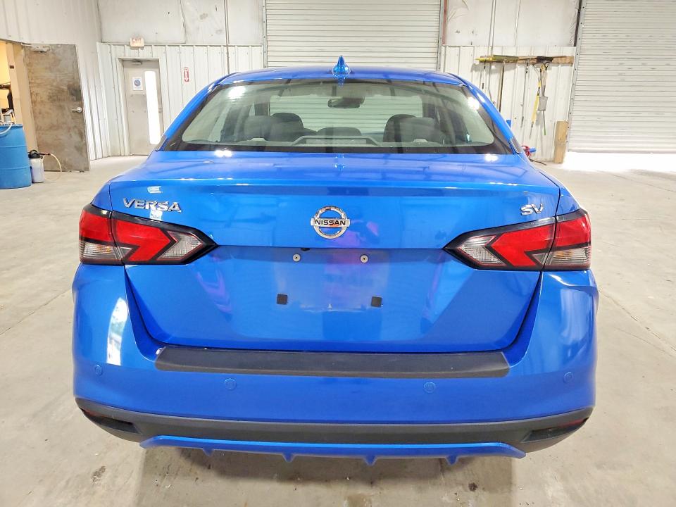 85990885 :رقم المزاد ، 3N1CN8EV9ML872867 vin ، 2021 Nissan Versa مزاد بيع