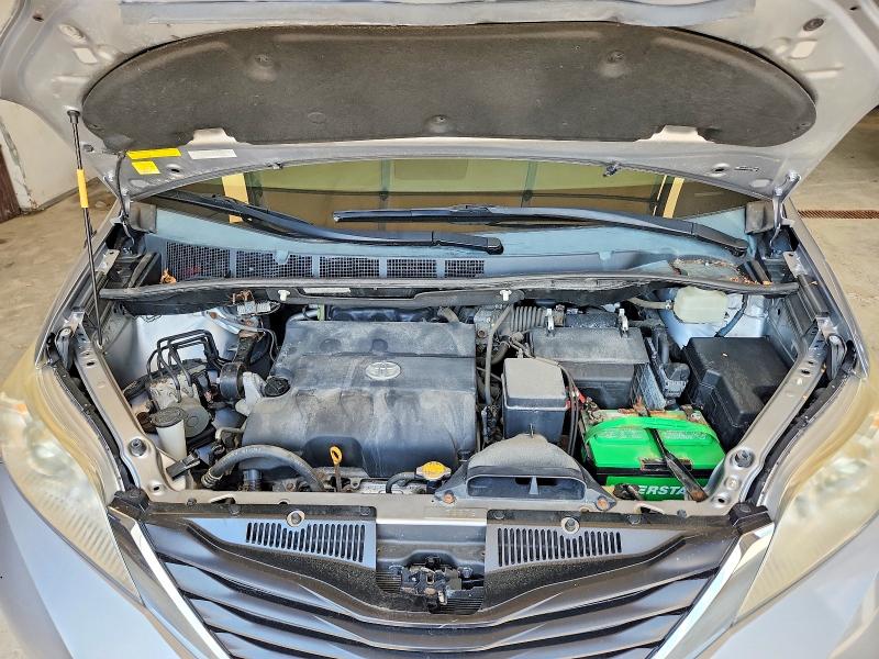 2012 Toyota Sienna მანქანა იყიდება აუქციონზე, vin: 5TDJK3DCXCS046697, აუქციონის ნომერი: 59081886