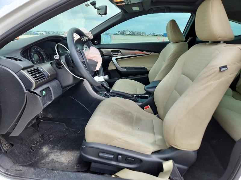 56661576 :رقم المزاد ، 1HGCT1B7XGA010674 vin ، 2016 Honda Accord مزاد بيع
