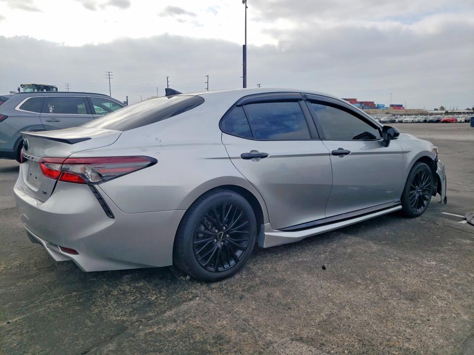 2022 Toyota Camry Hybrid მანქანა იყიდება აუქციონზე, vin: 4T1G31AK4NU039276, აუქციონის ნომერი: 56353666