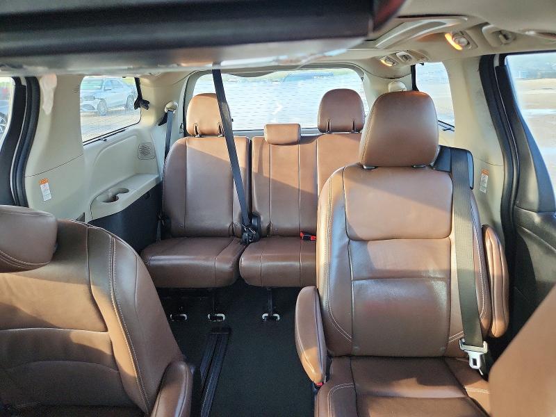 2015 Toyota Sienna მანქანა იყიდება აუქციონზე, vin: 5TDYK3DC1FS596180, აუქციონის ნომერი: 58567826