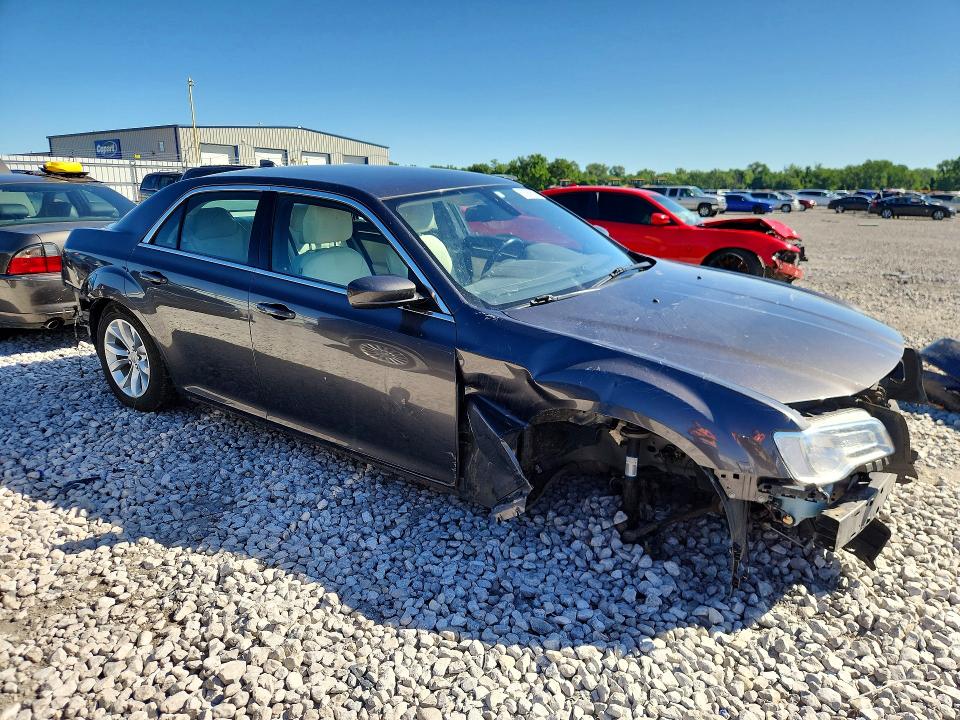 57389596 :رقم المزاد ، 2C3CCAAG5GH269949 vin ، 2016 Chrysler 300 مزاد بيع