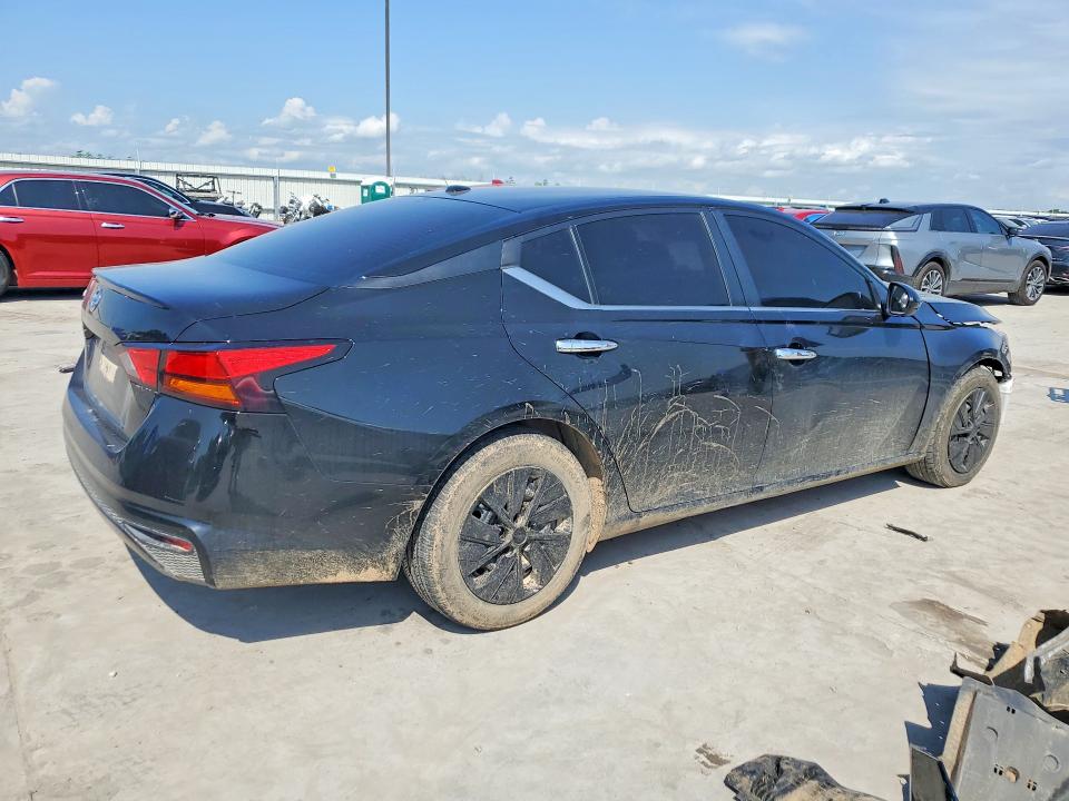 55526156 :رقم المزاد ، 1N4BL4BV3LC247490 vin ، 2020 Nissan Altima مزاد بيع