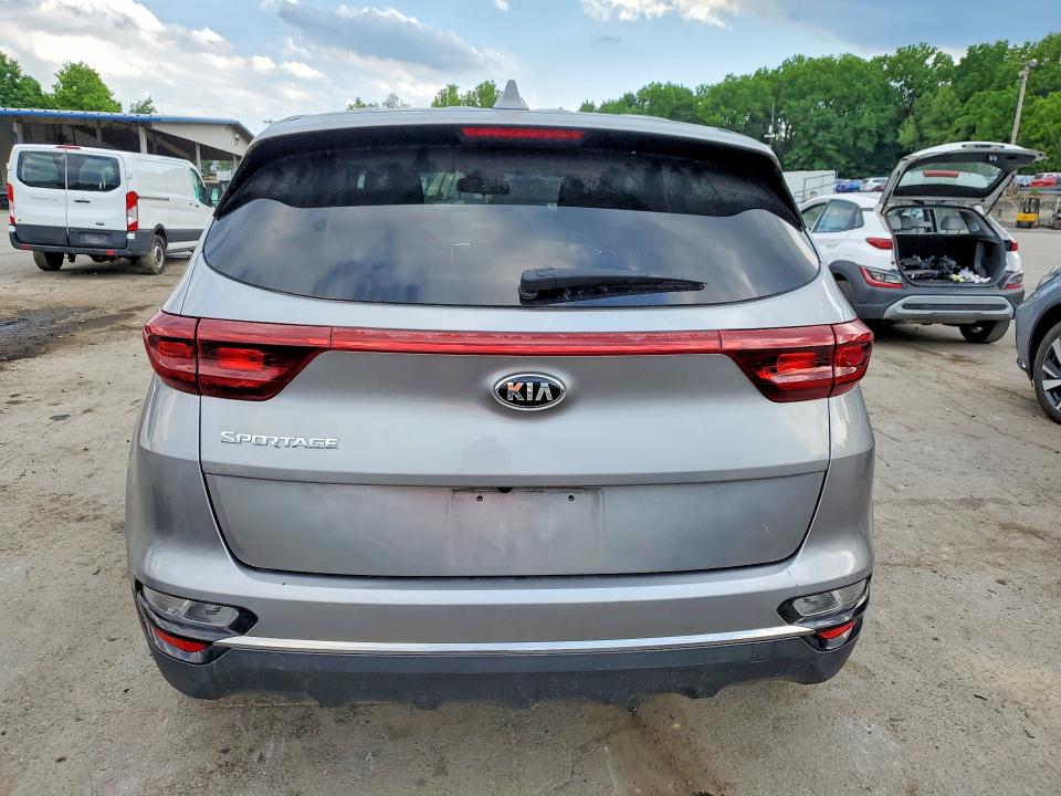 57541246 :رقم المزاد ، KNDPMCAC1L7831371 vin ، 2020 Kia Sportage مزاد بيع