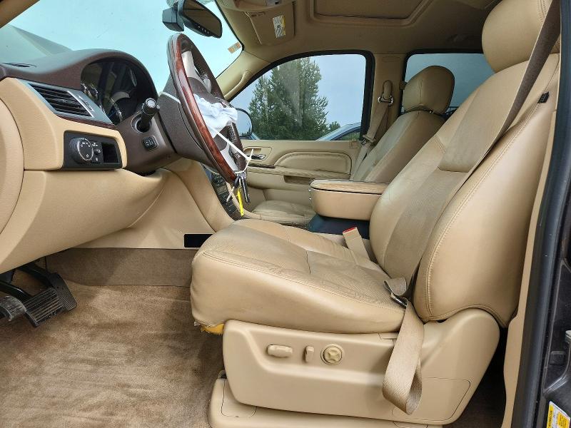 Aukcja sprzedaży 2011 Cadillac Escalade, vin: 1GYS4BEFXBR277642, numer aukcji: 58800946