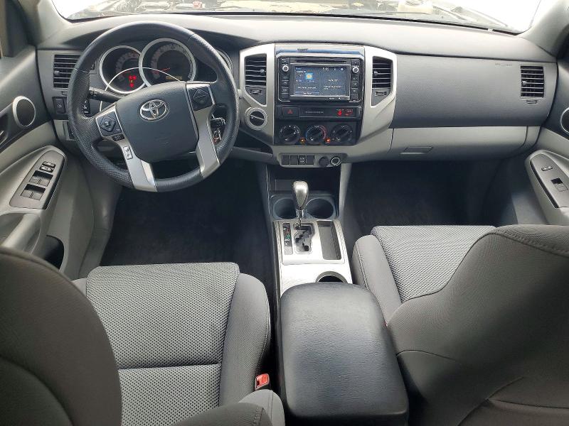 Продажа на аукционе авто 2015 Toyota Tacoma, vin: 3TMLU4EN3FM185616, номер лота: 55692456