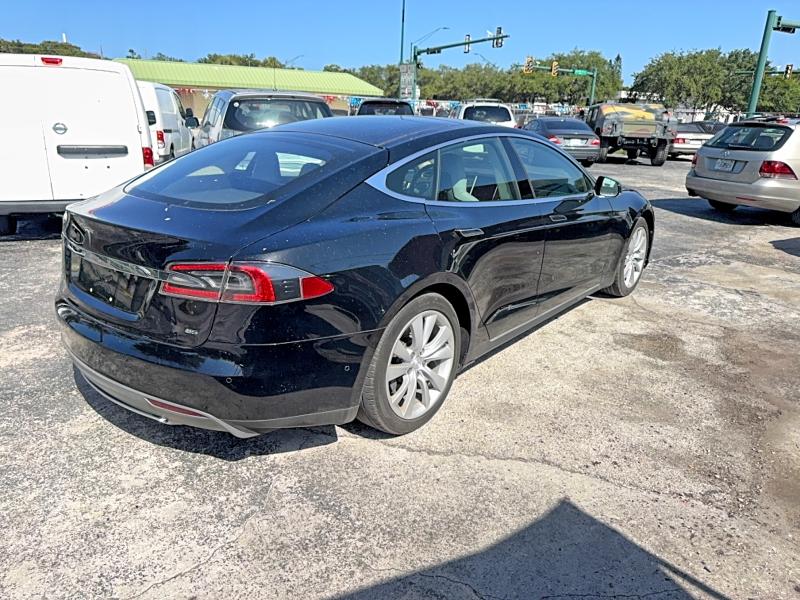 Продажа на аукционе авто 2014 Tesla Model S, vin: 5YJSA1H1XEFP66125, номер лота: 59369616