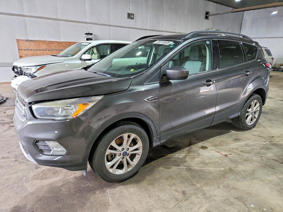 2018 Ford Escape მანქანა იყიდება აუქციონზე, vin: 1FMCU9GD8JUD03077, აუქციონის ნომერი: 56615636