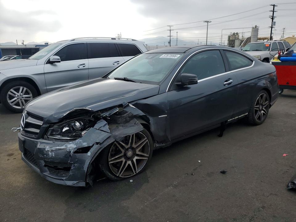 Продажа на аукционе авто 2014 Mercedes-benz C, vin: WDDGJ4HB8EG288850, номер лота: 57873996