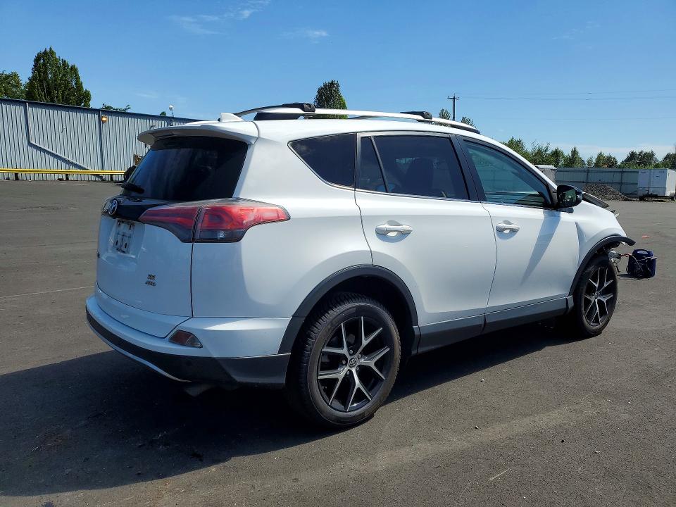 Продаж на аукціоні авто 2016 Toyota Rav4, vin: JTMJFREV9GD189374, номер лоту: 58125026