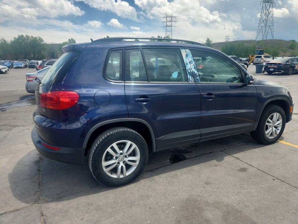 2016 Volkswagen Tiguan მანქანა იყიდება აუქციონზე, vin: WVGAV7AX9GW514829, აუქციონის ნომერი: 56657656