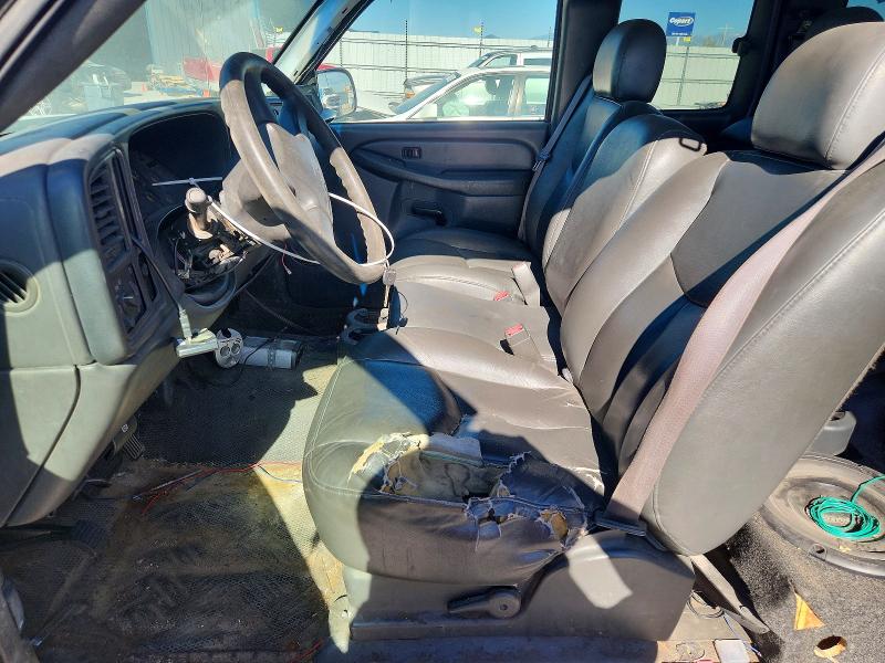 Продаж на аукціоні авто 2003 Chevrolet Silv2500 4wd, vin: 1GCHC29123E117426, номер лоту: 57870386