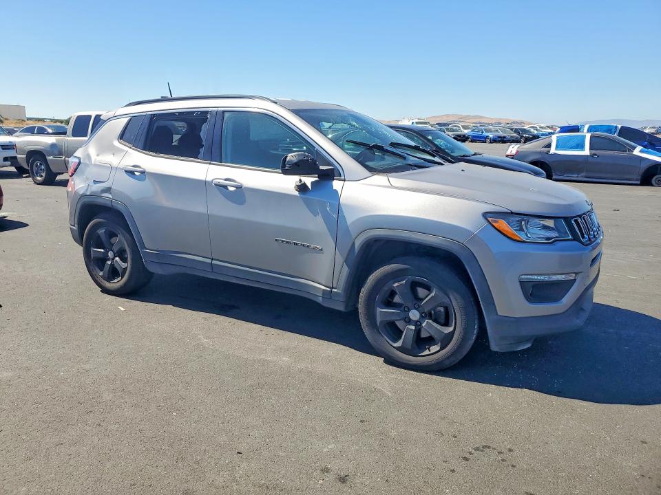 2018 Jeep Compass მანქანა იყიდება აუქციონზე, vin: 3C4NJCBB4JT194619, აუქციონის ნომერი: 58747256