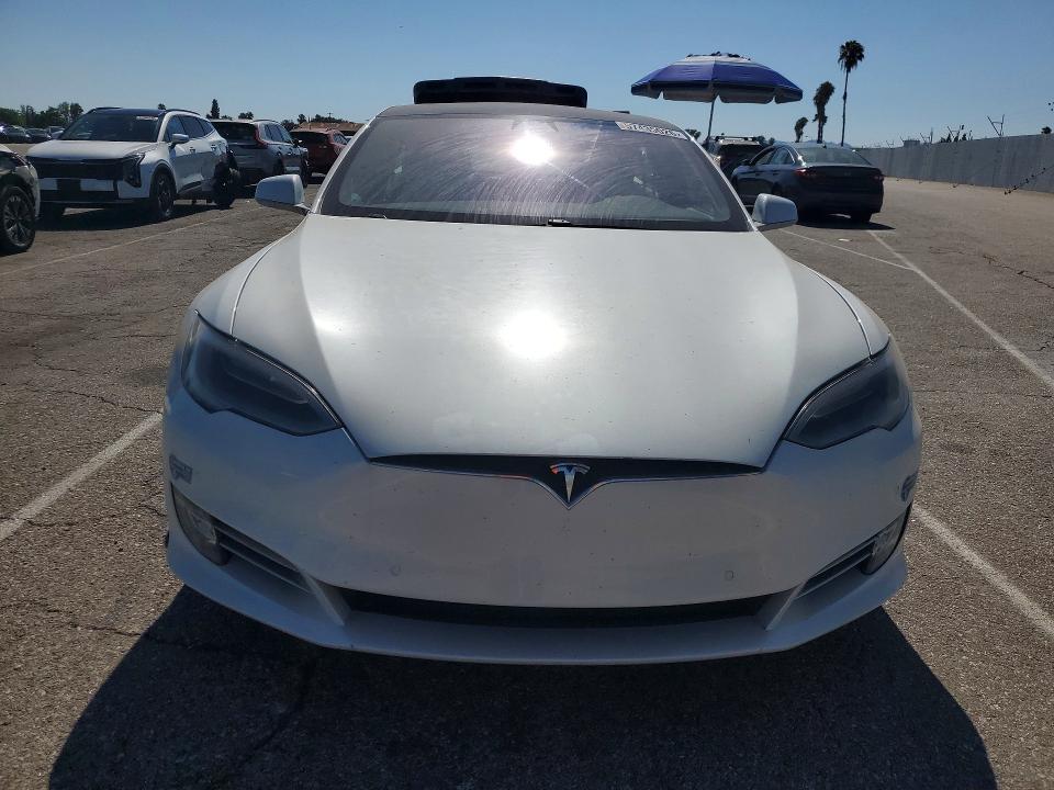 Продажа на аукционе авто 2019 Tesla Model S, vin: 5YJSA1E25KF337242, номер лота: 57435026