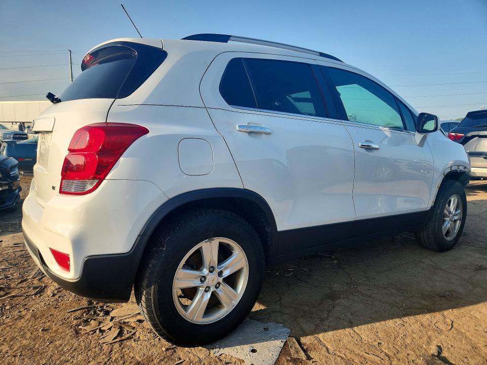 Aukcja sprzedaży 2018 Chevrolet Trax, vin: KL7CJPSB0JB671642, numer aukcji: 59272466