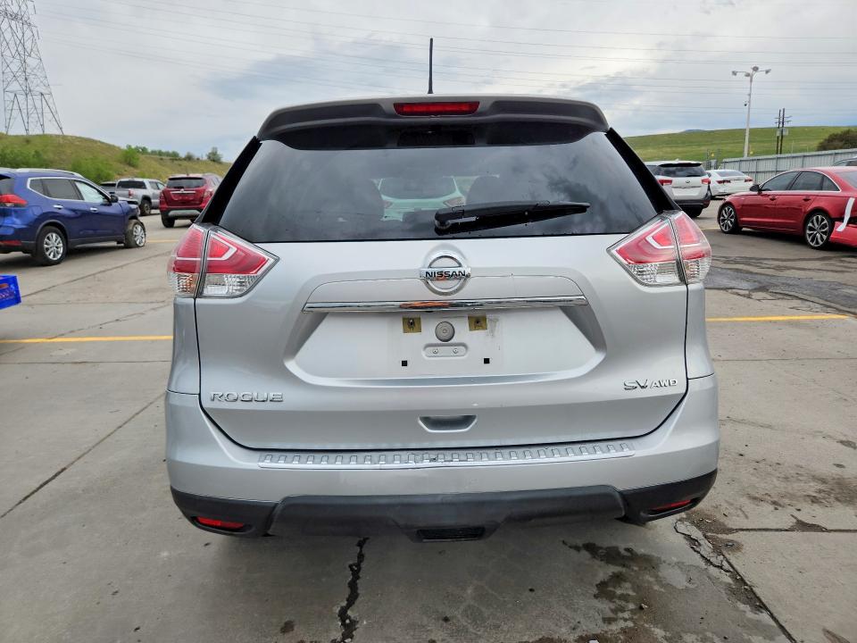 2015 Nissan Rogue მანქანა იყიდება აუქციონზე, vin: KNMAT2MV9FP555428, აუქციონის ნომერი: 56125066