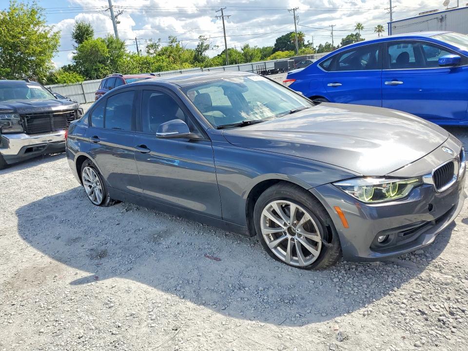 2018 Bmw 320 მანქანა იყიდება აუქციონზე, vin: WBA8A3C56JA499890, აუქციონის ნომერი: 56266306