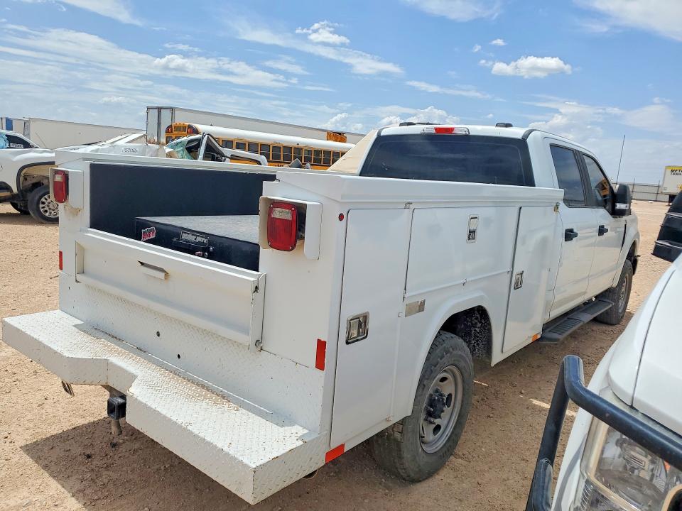 58479836 :رقم المزاد ، 1FT7W2B66NEF59346 vin ، 2022 Ford F250 مزاد بيع