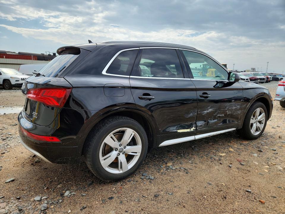 55652006 :رقم المزاد ، WA1BNAFY3J2010390 vin ، 2018 Audi Q5 مزاد بيع