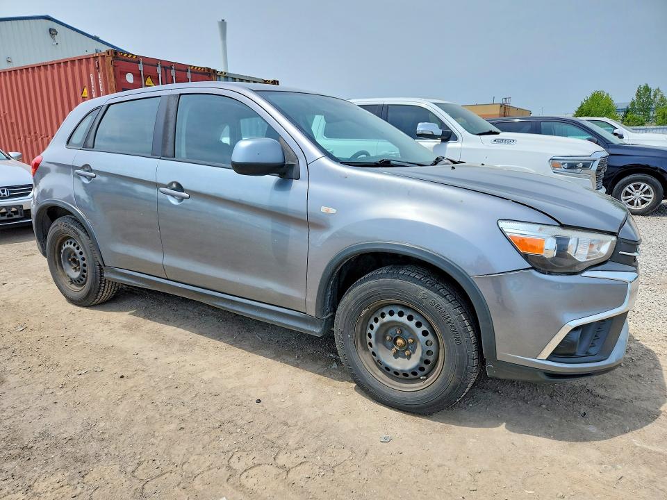 59137636 :رقم المزاد ، JA4AH3AU0KU601124 vin ، 2019 Mitsubishi Rvr مزاد بيع