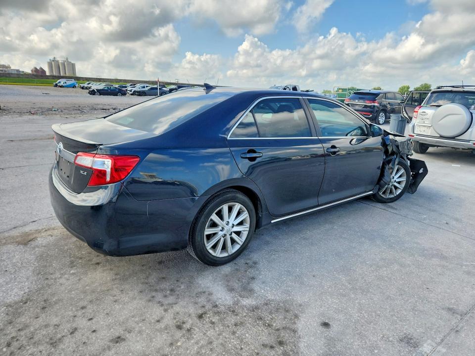 2012 Toyota Camry მანქანა იყიდება აუქციონზე, vin: 4T1BK1FK7CU522621, აუქციონის ნომერი: 85631985