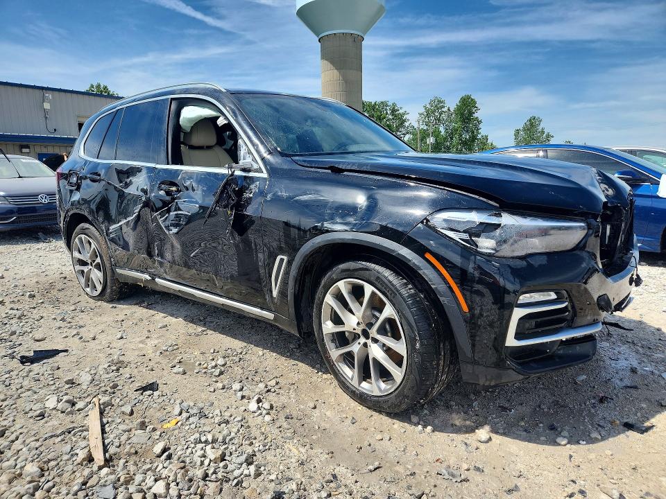 55683146 :رقم المزاد ، 5UXCR6C08M9E88876 vin ، 2021 Bmw X5 مزاد بيع