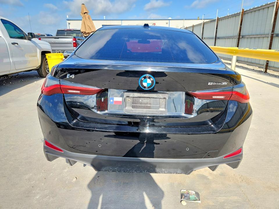 55523796 :رقم المزاد ، WBY43AW08PFR44530 vin ، 2023 Bmw I4 مزاد بيع