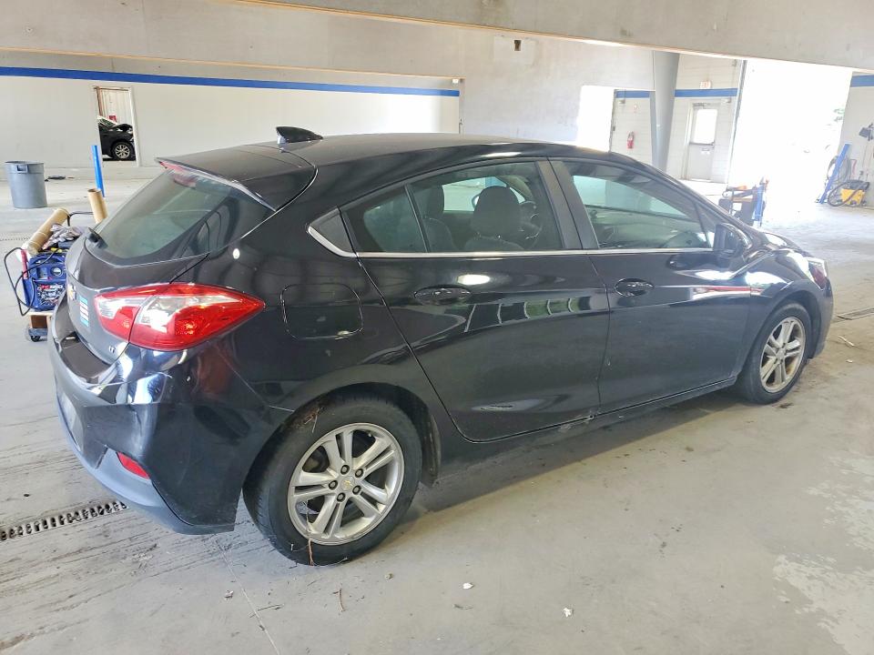 58906256 :رقم المزاد ، 3G1BE6SM2HS579695 vin ، 2017 Chevrolet Cruze مزاد بيع