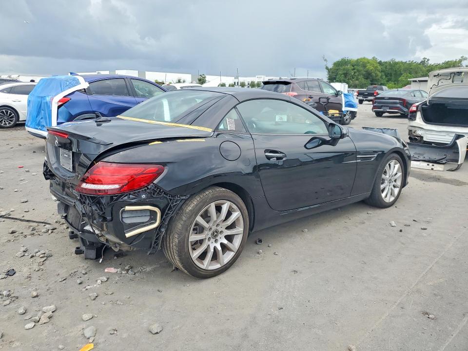 Aukcja sprzedaży 2018 Mercedes-benz Slc, vin: WDDPK3JA6JF155982, numer aukcji: 55519546