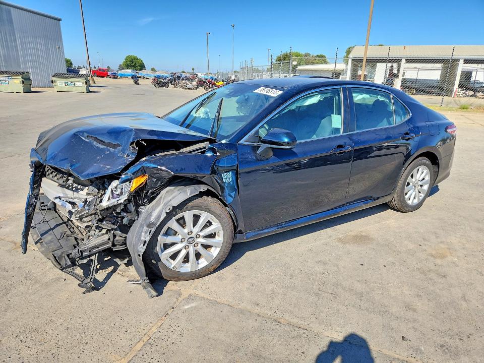 58796316 :رقم المزاد ، 4T1B11HK3KU748413 vin ، 2019 Toyota Camry مزاد بيع