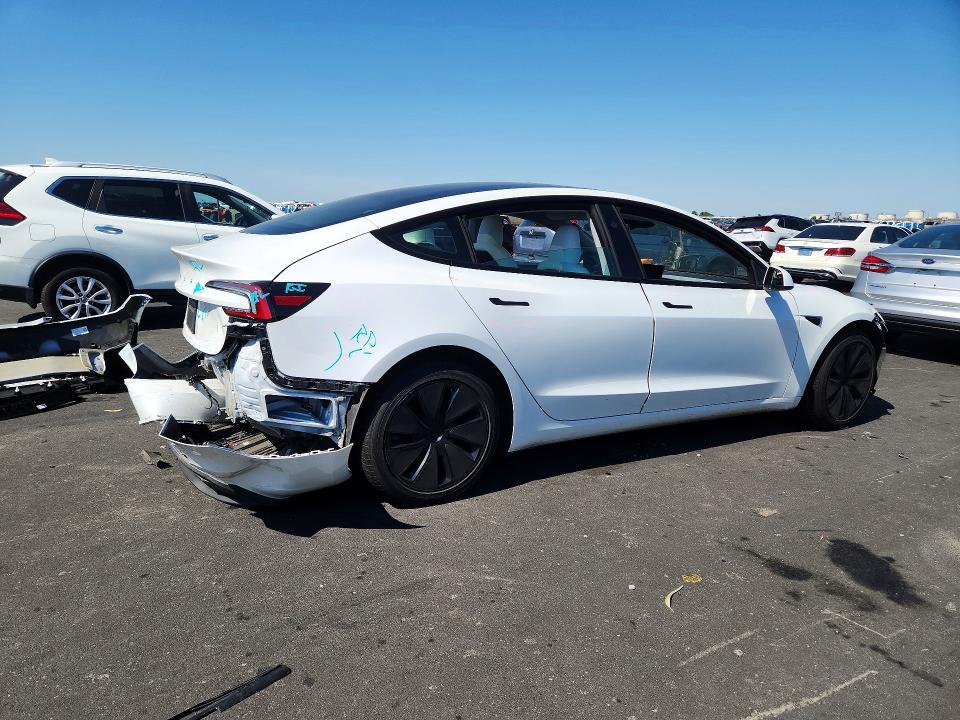 Продаж на аукціоні авто 2024 Tesla Model 3, vin: 5YJ3E1EA0RF865068, номер лоту: 57183966