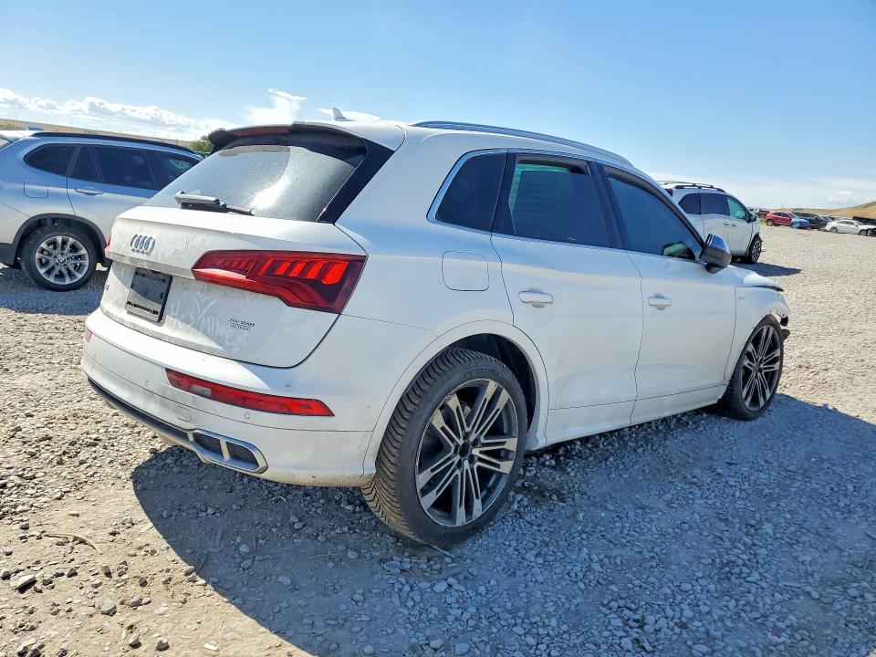 59349456 :رقم المزاد ، WA1A4AFY1J2138612 vin ، 2018 Audi Sq5 مزاد بيع