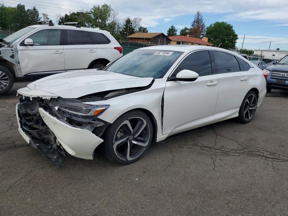 56273096 :رقم المزاد ، 1HGCV2F39JA050906 vin ، 2018 Honda Accord مزاد بيع
