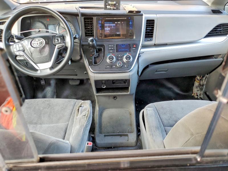 2016 Toyota Sienna მანქანა იყიდება აუქციონზე, vin: 5TDZK3DC2GS718146, აუქციონის ნომერი: 57137126