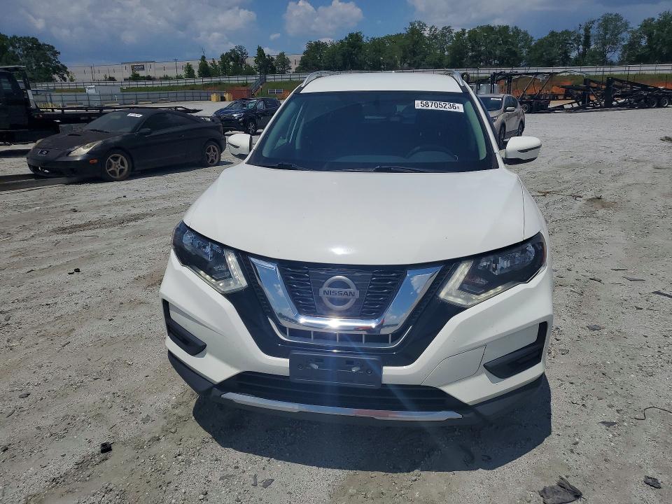 58705236 :رقم المزاد ، KNMAT2MV7HP581111 vin ، 2017 Nissan Rogue مزاد بيع