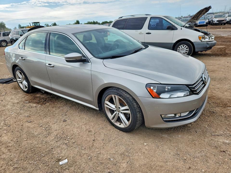 Продажа на аукционе авто 2014 Volkswagen Passat, vin: 1VWBM7A31EC021618, номер лота: 58237216