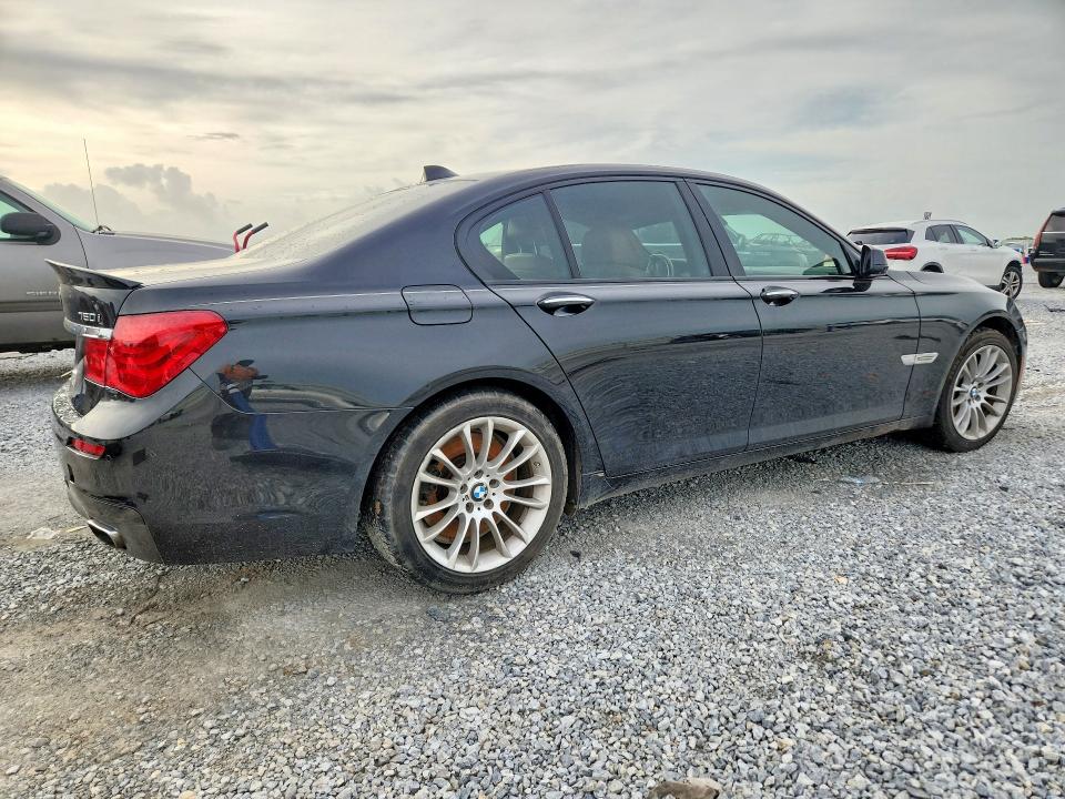 2011 Bmw Alpina B7 მანქანა იყიდება აუქციონზე, vin: WBAKA8C54BCY36260, აუქციონის ნომერი: 57606276