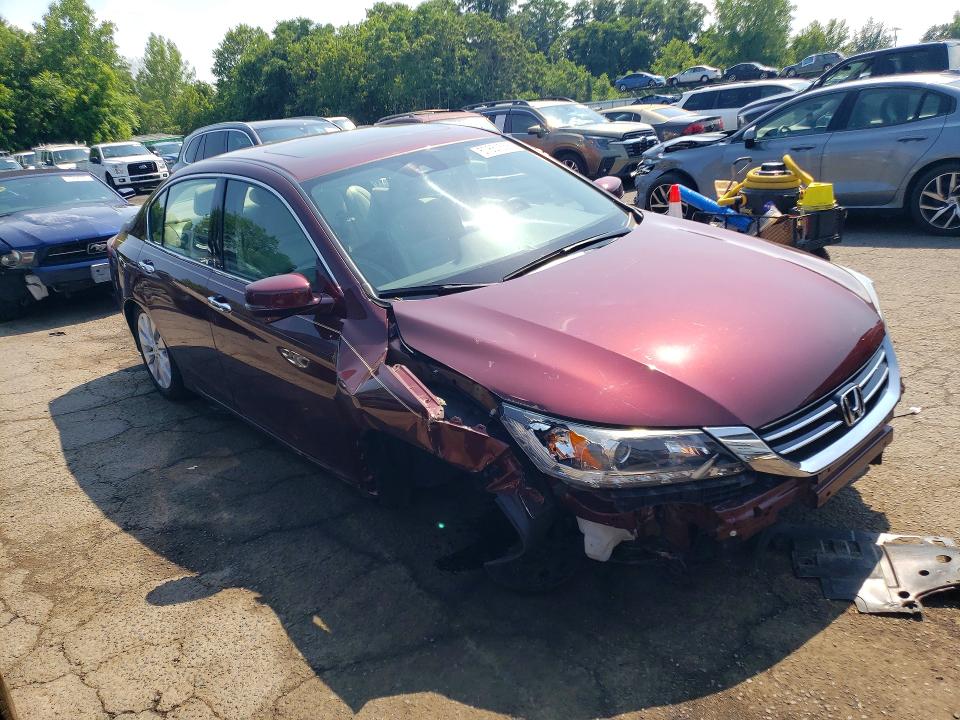 57861556 :رقم المزاد ، 1HGCR3F8XFA037482 vin ، 2015 Honda Accord مزاد بيع