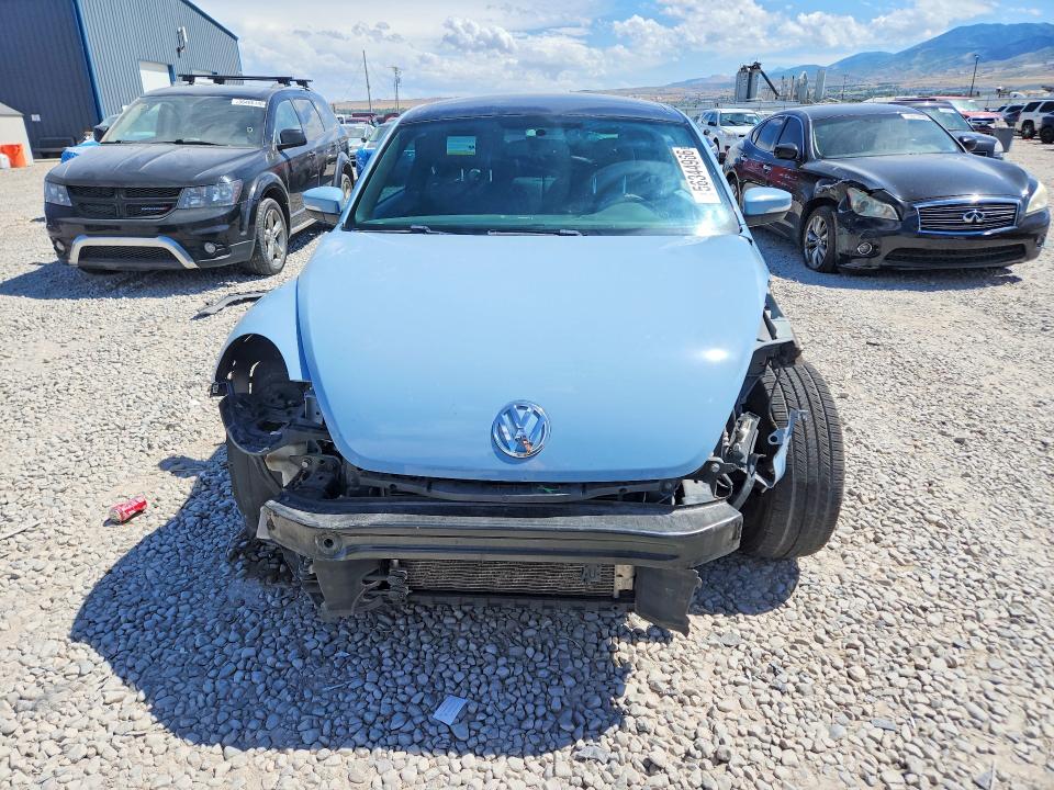 2013 Volkswagen Beetle მანქანა იყიდება აუქციონზე, vin: 3VWJP7AT4DM623137, აუქციონის ნომერი: 56344966