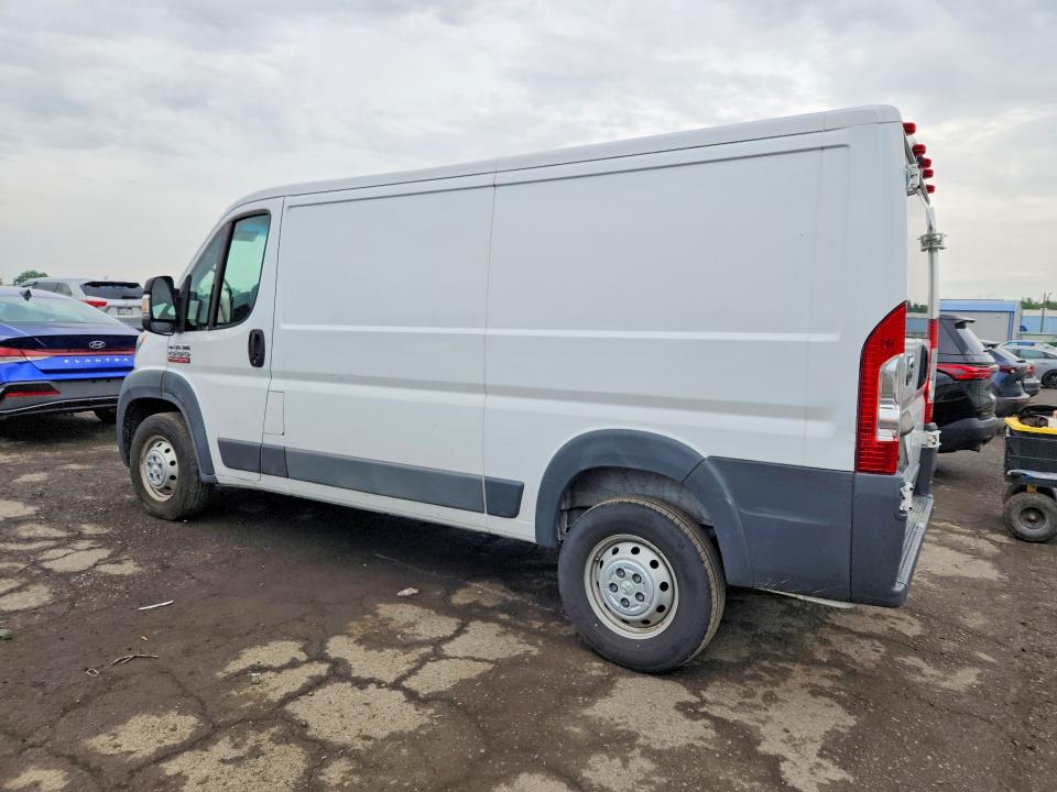 59115656 :رقم المزاد ، 3C6TRVAG0HE526649 vin ، 2017 Ram Promaster 1500 مزاد بيع
